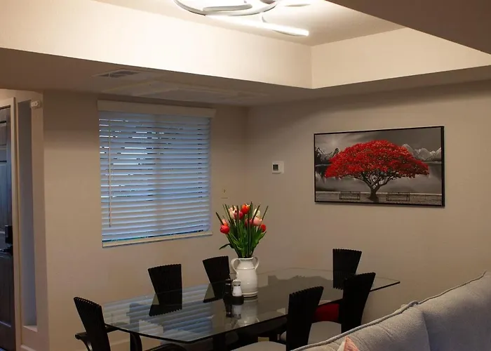 Desert Rose Apartment