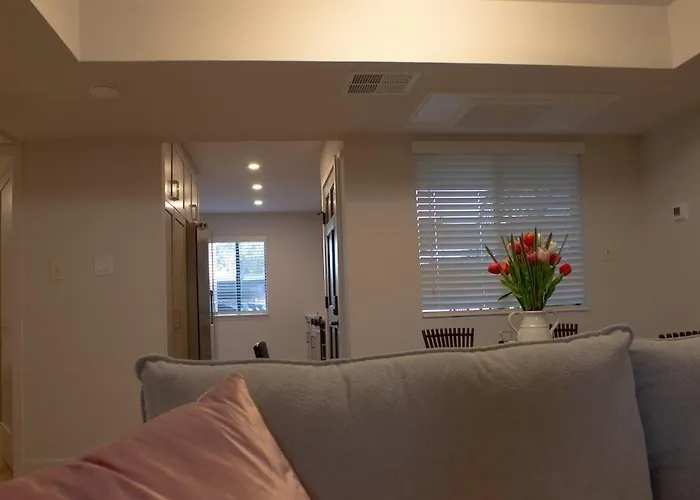 Desert Rose Apartment *